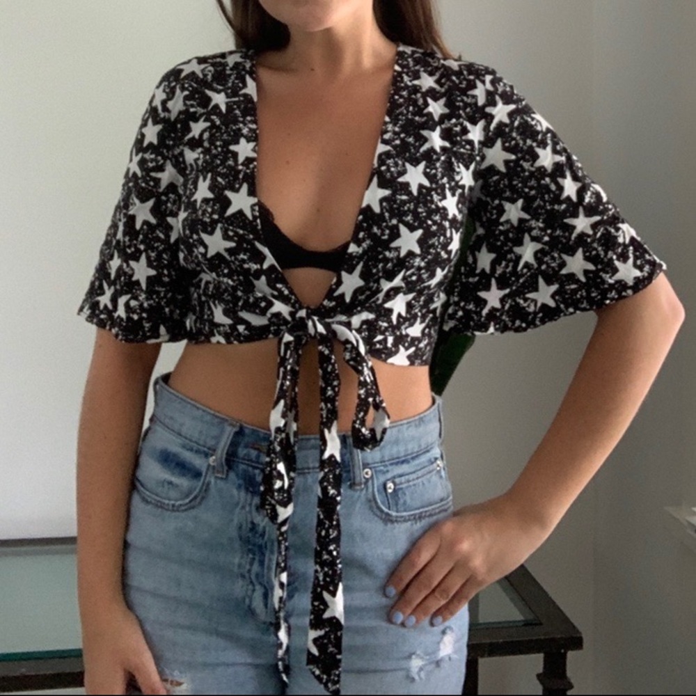 LF star tie top